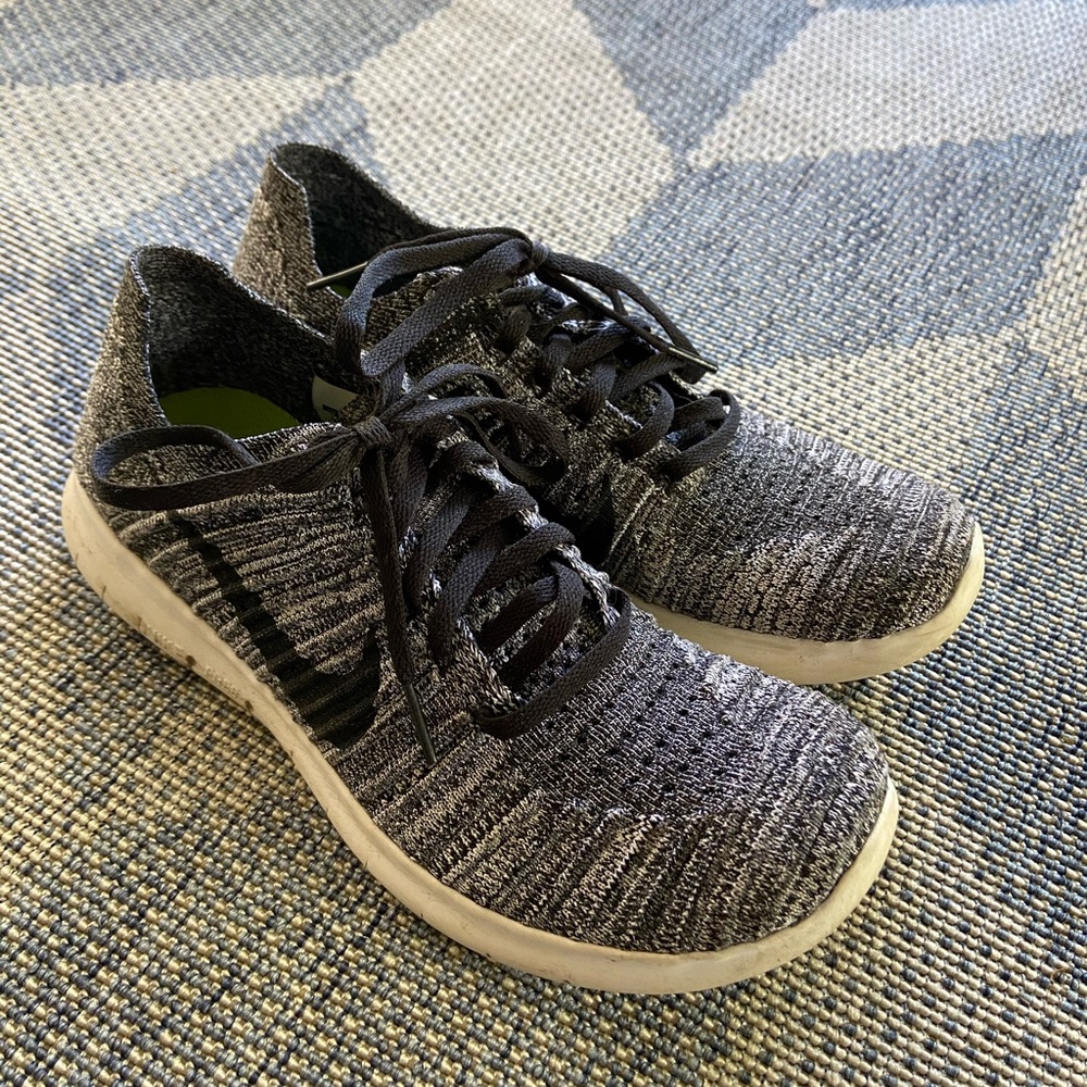 Nike Free Rn Flyknit